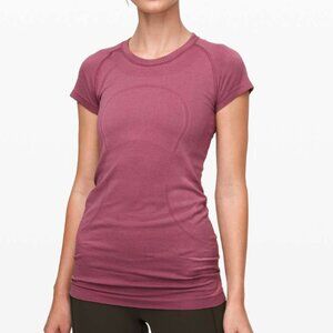 Lululemon Swiftly Tech Short Sleeve Crew in Plumful Size 6